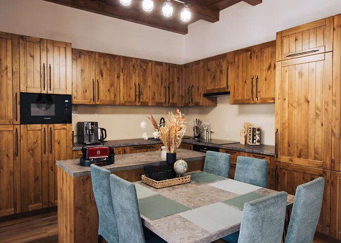 Smaragd Apartamento *